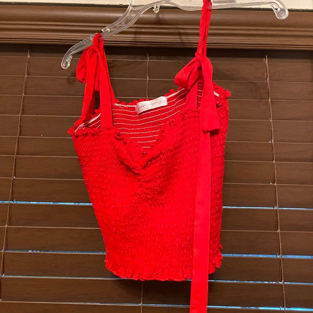 Red tie crop tank top